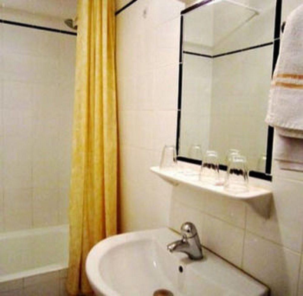 Hipotel Paris Voltaire Bastille Ngoại thất bức ảnh