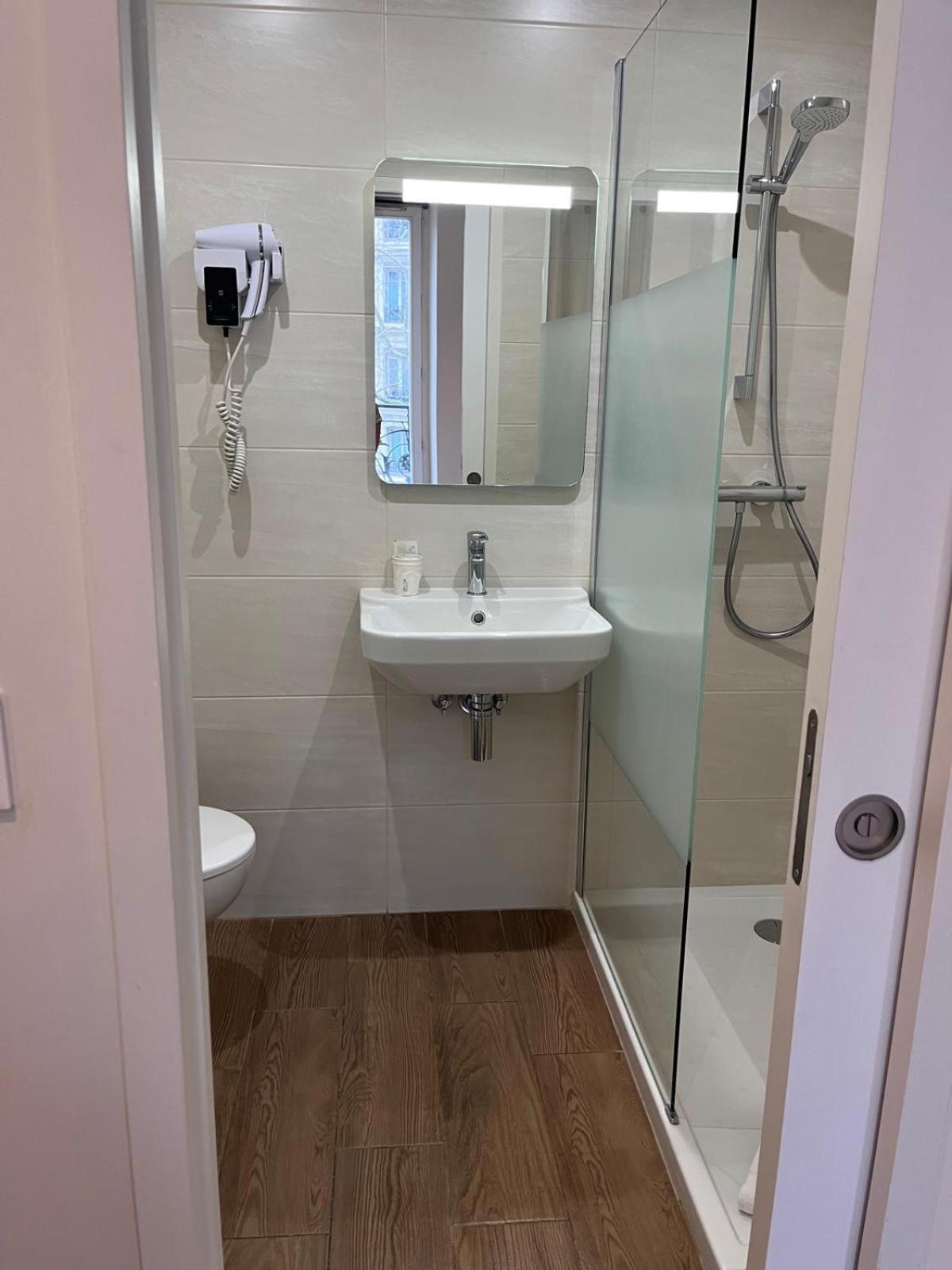 Hipotel Paris Voltaire Bastille Ngoại thất bức ảnh